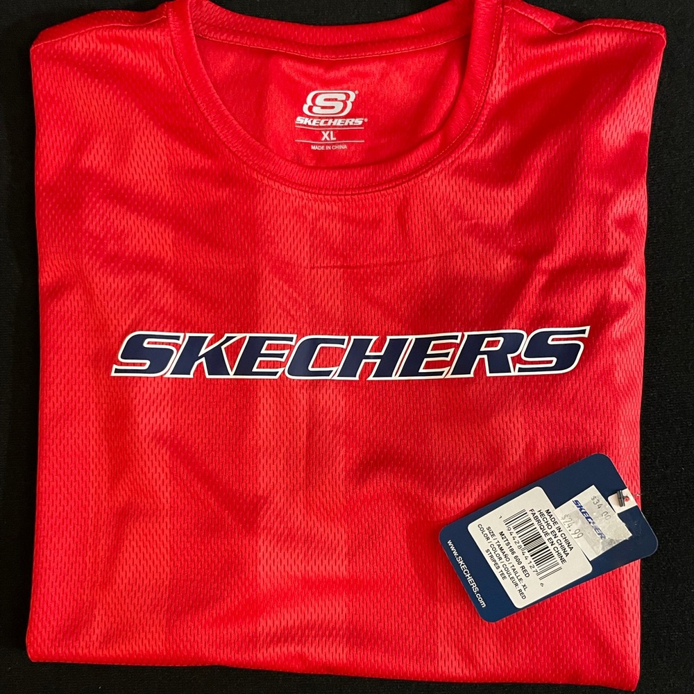 Mens Sketchers Sport T-Shirt. Color:Red, Sketchers